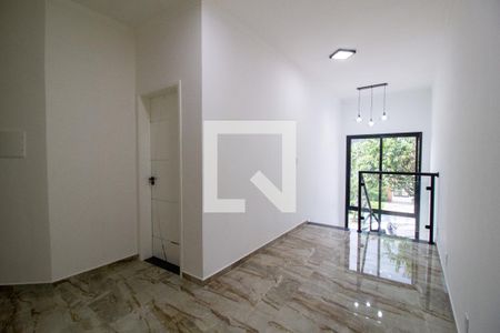 Sala de TV de casa de condomínio para alugar com 3 quartos, 200m² em Lot. Dinora Rosa, Sorocaba