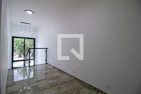 Sala de TV de casa de condomínio para alugar com 3 quartos, 200m² em Lot. Dinora Rosa, Sorocaba