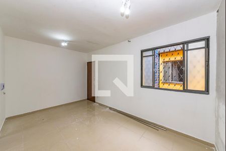 Sala de apartamento para alugar com 3 quartos, 59m² em Padre Eustáquio, Belo Horizonte