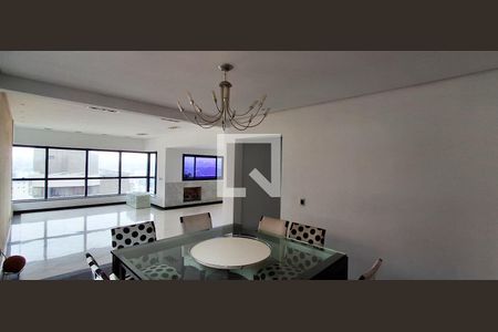 Apartamento para alugar com 3 quartos, 253m² em Santo Antônio, São Caetano do Sul