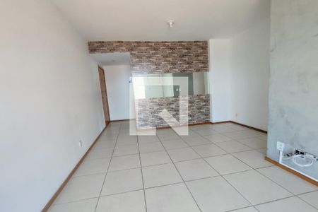 Sala de apartamento à venda com 2 quartos, 59m² em Pechincha, Rio de Janeiro