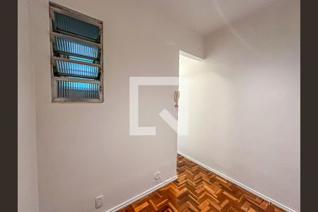 Sala de apartamento para alugar com 1 quarto, 32m² em Botafogo, Rio de Janeiro