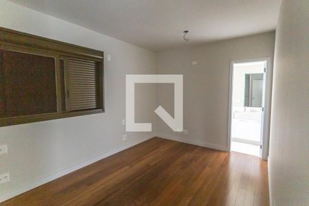 Suíte de apartamento para alugar com 3 quartos, 118m² em Savassi, Belo Horizonte