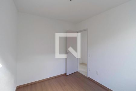 Quarto 2 de apartamento para alugar com 2 quartos, 42m² em Arvoredo Ii, Contagem