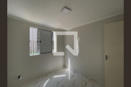 Quarto 1 de apartamento para alugar com 2 quartos, 44m² em Jardim Redil, São Paulo