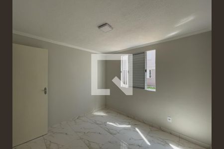 Quarto 2 de apartamento para alugar com 2 quartos, 44m² em Jardim Redil, São Paulo