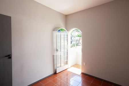 Quarto 1 de casa de condomínio para alugar com 2 quartos, 60m² em Itapoã, Belo Horizonte