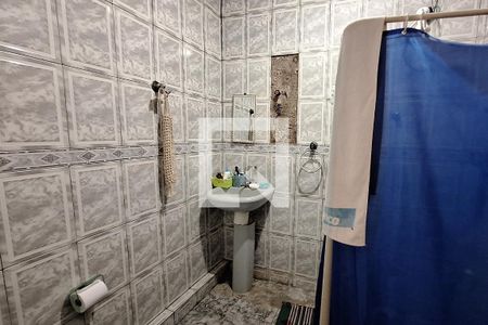 Banheiro de casa para alugar com 1 quarto, 50m² em Vila Rosário, Duque de Caxias