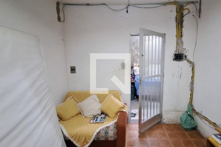 Sala de casa para alugar com 1 quarto, 50m² em Vila Rosário, Duque de Caxias