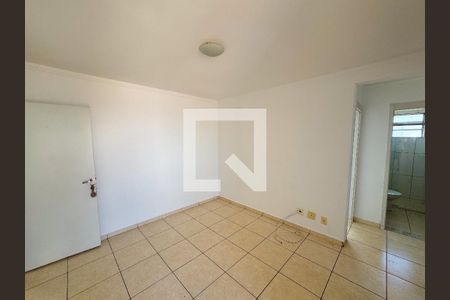 Sala de apartamento à venda com 2 quartos, 49m² em Diamante, Contagem