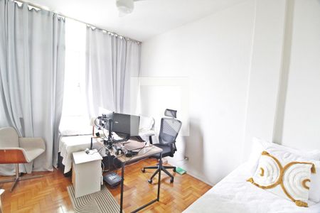 Quarto 1 de apartamento para alugar com 2 quartos, 85m² em Centro, Uberlândia