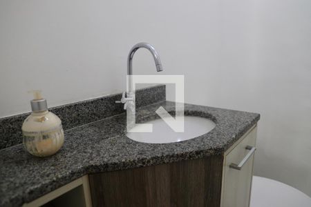 Lavabo de apartamento para alugar com 3 quartos, 100m² em Chácara Inglesa, São Paulo