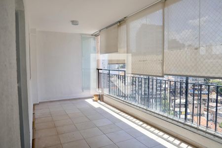 Sacada de apartamento para alugar com 3 quartos, 100m² em Chácara Inglesa, São Paulo