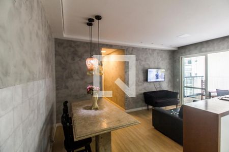 Apartamento à venda com 76m², 2 quartos e 1 vaga Apartamento à venda com 76m², 2 quartos e 1 vagaSala de Jantar