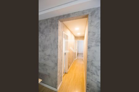 Apartamento à venda com 76m², 2 quartos e 1 vaga Apartamento à venda com 76m², 2 quartos e 1 vagaCorredor