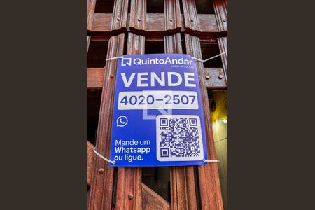 Casa à venda com 150m², 3 quartos e 1 vaga Casa à venda com 150m², 3 quartos e 1 vagaPlaca Banner Instalada na Fachada