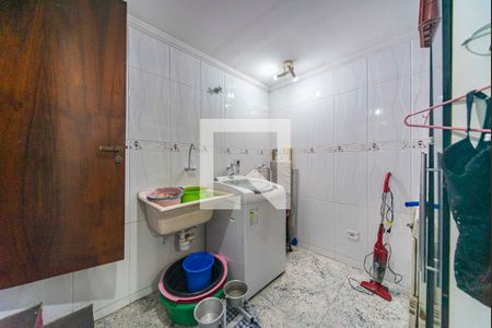 Casa à venda com 150m², 3 quartos e 1 vaga Casa à venda com 150m², 3 quartos e 1 vagaÁrea de Serviço