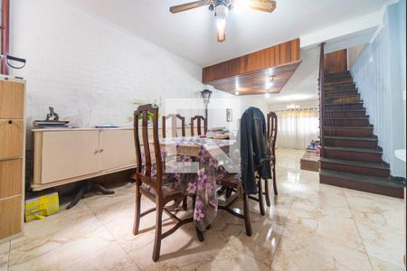 Casa à venda com 150m², 3 quartos e 1 vaga Casa à venda com 150m², 3 quartos e 1 vagaSala de Jantar