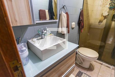 Casa à venda com 150m², 3 quartos e 1 vaga Casa à venda com 150m², 3 quartos e 1 vagaBanheiro do Quarto 2