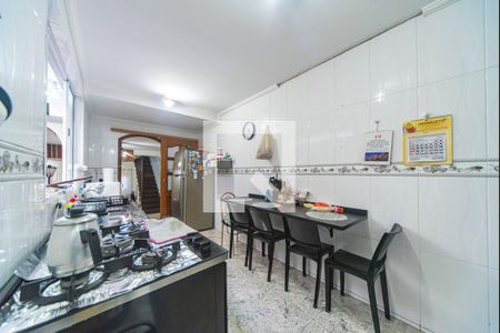 Casa à venda com 150m², 3 quartos e 1 vaga Casa à venda com 150m², 3 quartos e 1 vagaCozinha