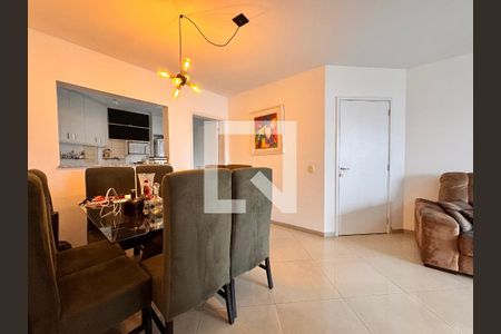 Sala de apartamento à venda com 4 quartos, 95m² em Vila Bastos, Santo André