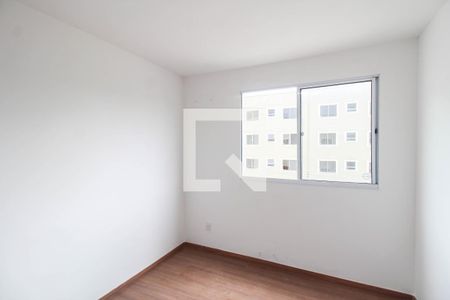 Quarto 1 de apartamento para alugar com 2 quartos, 45m² em Jardim Alvorada, Nova Iguaçu