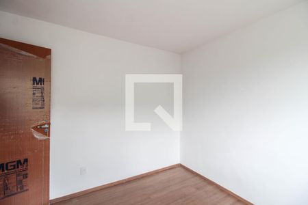 Quarto 1 de apartamento para alugar com 2 quartos, 45m² em Jardim Alvorada, Nova Iguaçu