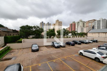 Sala - Vista de apartamento à venda com 3 quartos, 85m² em Bosque, Campinas