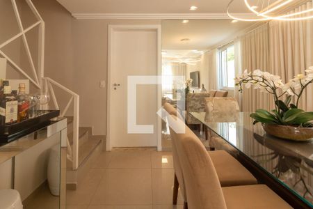 Sala de casa para alugar com 2 quartos, 113m² em Jardim Belizário, Cotia