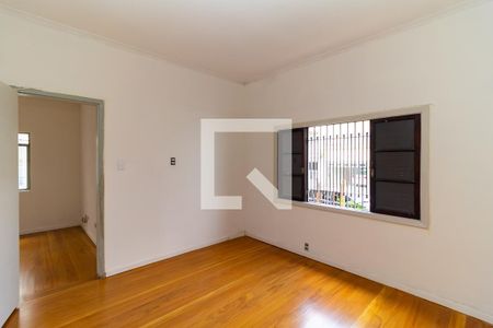 Quarto 1 de casa para alugar com 2 quartos, 75m² em Vila Lucia, São Paulo