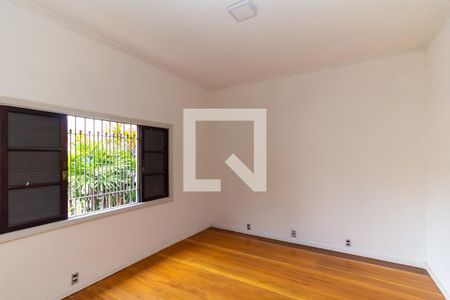 Quarto 1 de casa para alugar com 2 quartos, 75m² em Vila Lucia, São Paulo