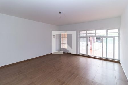 Sala de casa para alugar com 2 quartos, 70m² em Vila Lucia, São Paulo