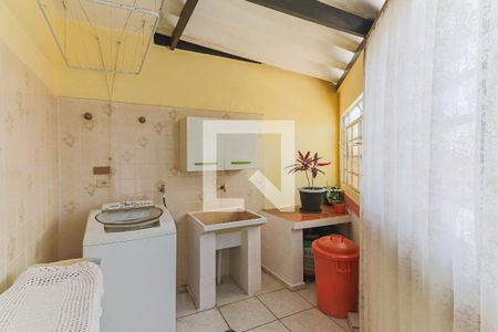 Casa à venda com 138m², 4 quartos e 2 vagas Casa à venda com 138m², 4 quartos e 2 vagasÁrea de Serviço