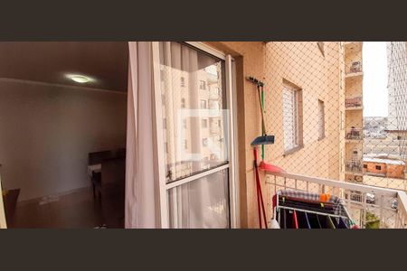 Sacada de apartamento para alugar com 2 quartos, 48m² em Santa Maria, Osasco