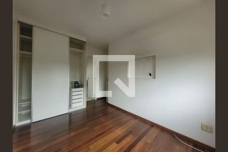 Apartamento à venda com 2 quartos, 64m² em Campo Belo, São Paulo