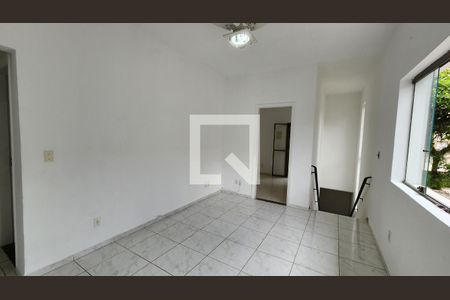 Sala de casa para alugar com 3 quartos, 100m² em Boqueirão, Santos