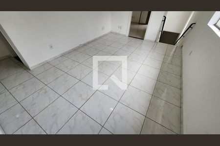 Sala de casa para alugar com 3 quartos, 100m² em Boqueirão, Santos