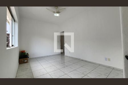 Sala de casa para alugar com 3 quartos, 100m² em Boqueirão, Santos