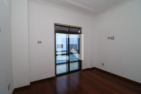 Quarto 1 de apartamento à venda com 3 quartos, 180m² em Jardim Guanabara, Rio de Janeiro