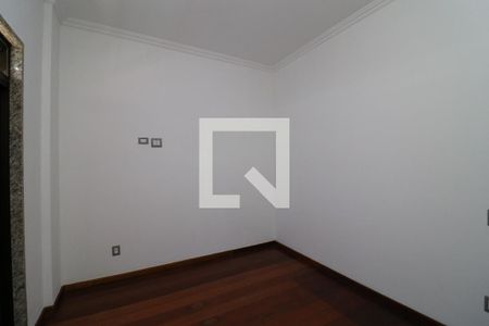 Quarto 1 de apartamento à venda com 3 quartos, 180m² em Jardim Guanabara, Rio de Janeiro