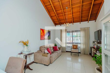 Sala de casa à venda com 3 quartos, 146m² em Hípica, Porto Alegre