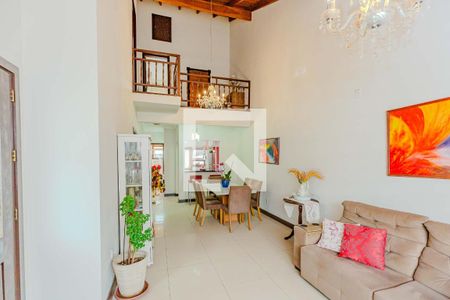 Sala de casa à venda com 3 quartos, 146m² em Hípica, Porto Alegre