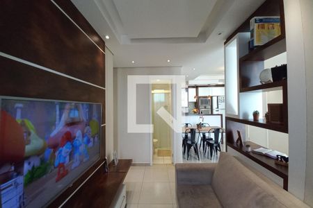 Sala de TV de apartamento à venda com 2 quartos, 67m² em Parque Industrial, Campinas