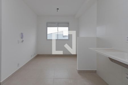 Sala/ Cozinha de apartamento para alugar com 2 quartos, 40m² em Vila Socorro, São Paulo