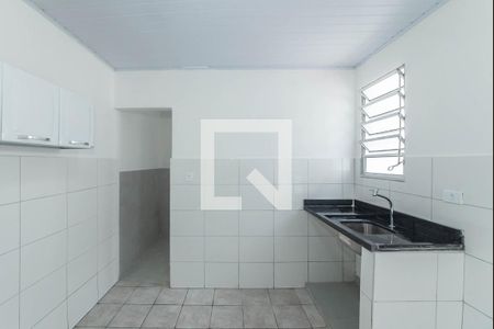 Cozinha de casa para alugar com 1 quarto, 45m² em Vila Gumercindo, São Paulo