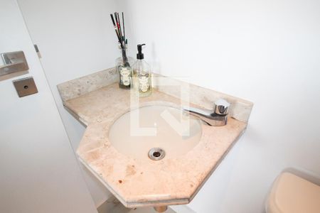 Lavabo de apartamento para alugar com 3 quartos, 105m² em Indianópolis, São Paulo