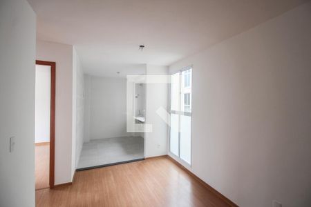 Sala de apartamento para alugar com 2 quartos, 50m² em Jardim Alvorada, Nova Iguaçu