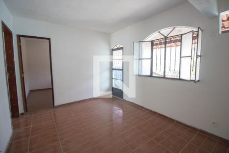 Sala de casa para alugar com 2 quartos, 119m² em Alcantara, São Gonçalo