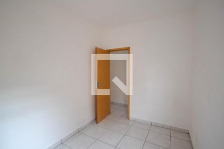 Quarto 1 de casa para alugar com 2 quartos, 60m² em Jardim Pitoresco, Nova Iguaçu