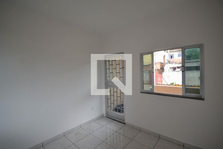 Sala de casa para alugar com 2 quartos, 60m² em Jardim Pitoresco, Nova Iguaçu